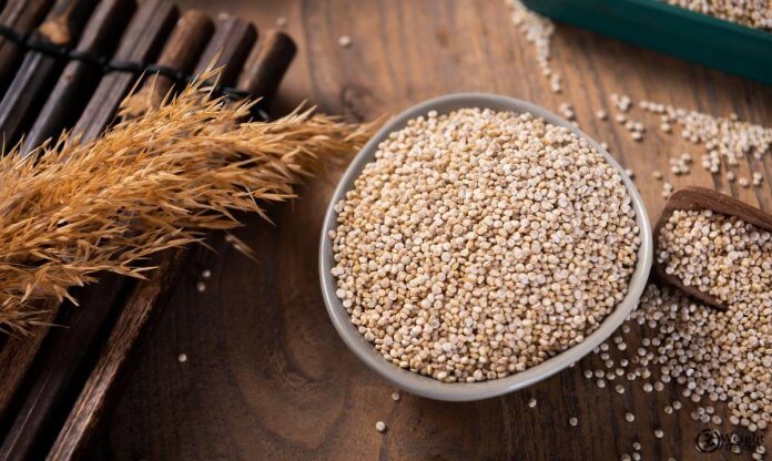 a photo of quinoa in a bowl