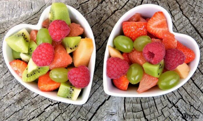 fruits in heart bowl shape